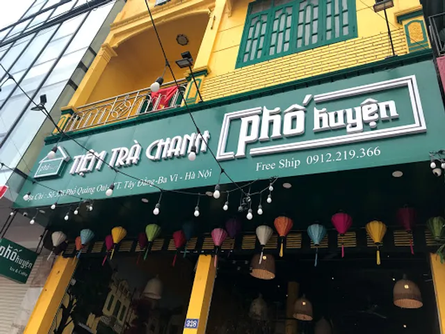 Tiệm Trà Chanh Phố Huyện