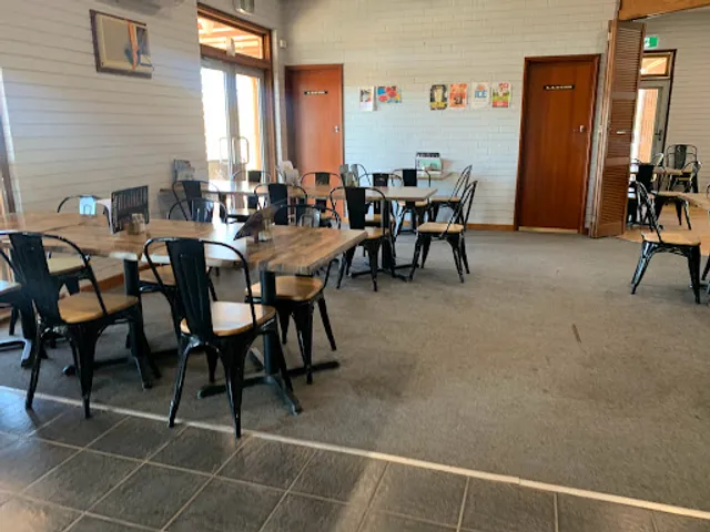 Nabawa Valley Tavern