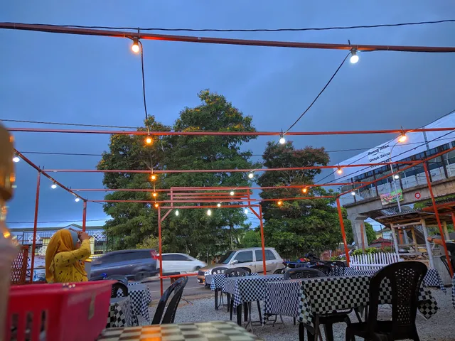 TORA-TORA FOOD COURT