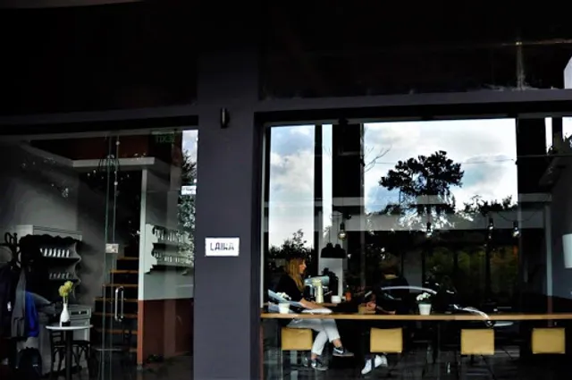 LAIKA The Cosmonaut Kafe