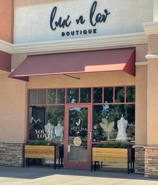 Lux n Lav Boutique