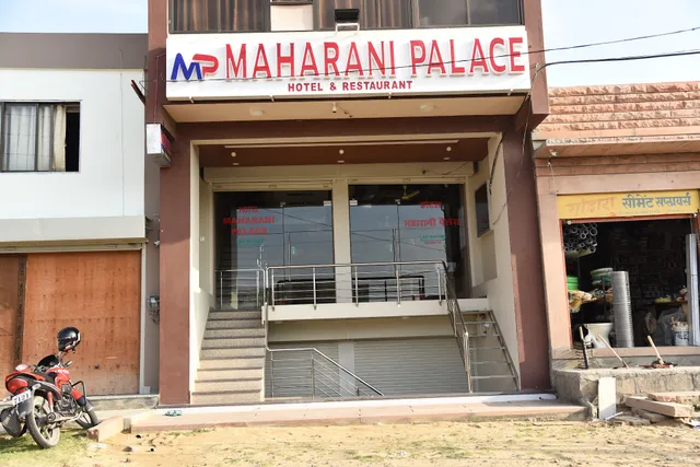 Capital O 84445 Maharani Palace Hotel