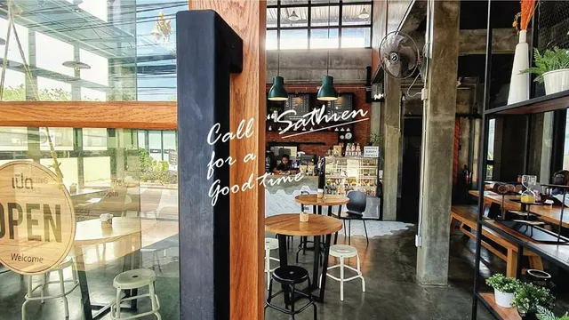 Sathien Simple Space Cafe