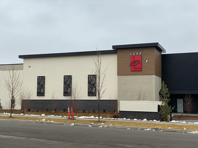 Eagle Luxe Reel Theatre