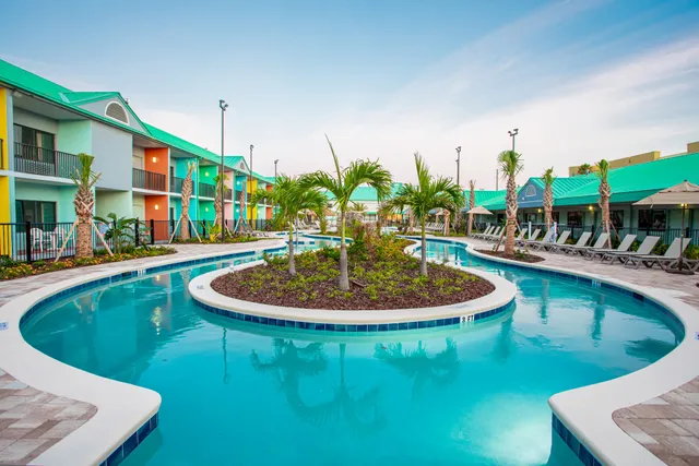 Beachside Hotel & Suites Cocoa Beach - Port Canaveral