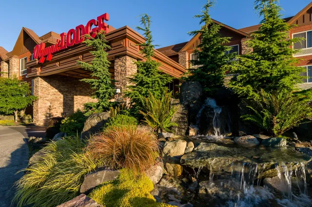 Olympic Lodge by Ayres