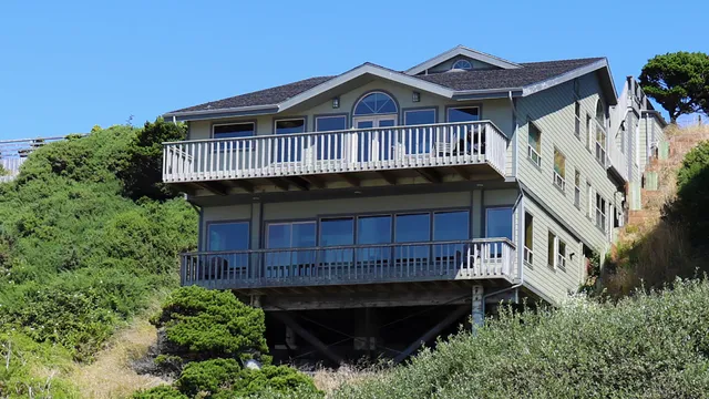 Wizard Hat Beach House