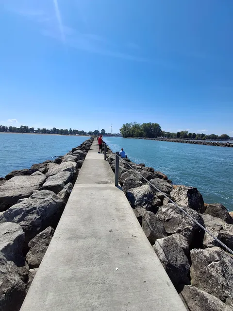 Jefferson Street Pier