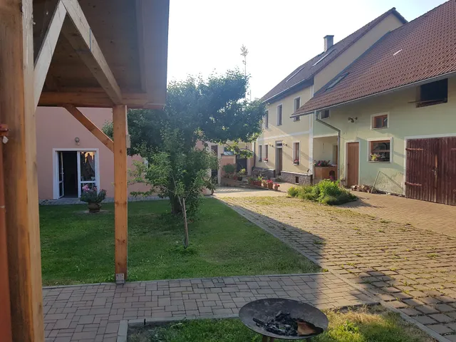 Farm Stay Biofarma Kobylé