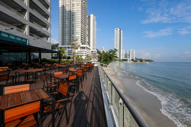 Hompton by the Beach Penang