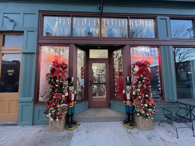 Queen of Hearts Fine Chocolates & Gifts