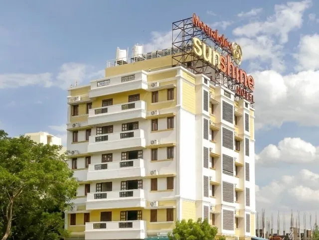 Meenakshi's Sunshine Hotel