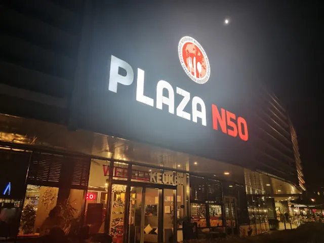Plaza N50