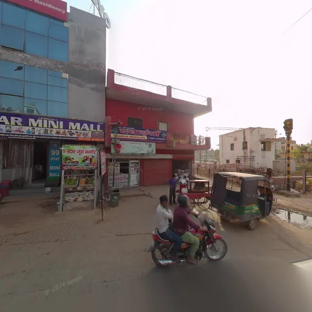 OYO Flagship 62980 Shiva Residency