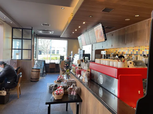 Tully’s Coffee - Cotonior Garden Shin-Kawasaki