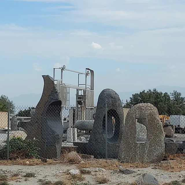 Low Desert Rock Supply