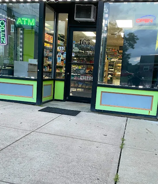 Black's Market & Eatery