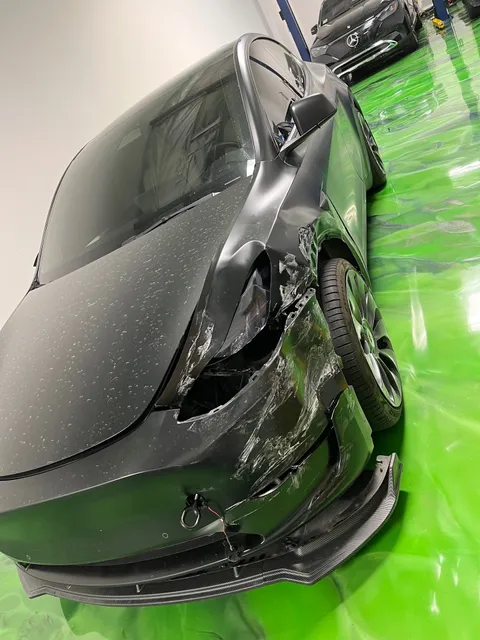 Unique Auto Collision