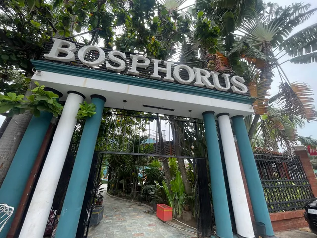 Bosphorus Restaurant & Cafe