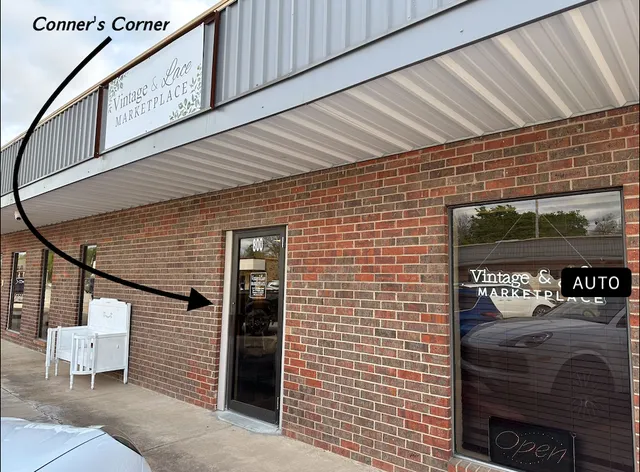 Conner's Corner Collectibles, Antiques, Boutique & Gifts