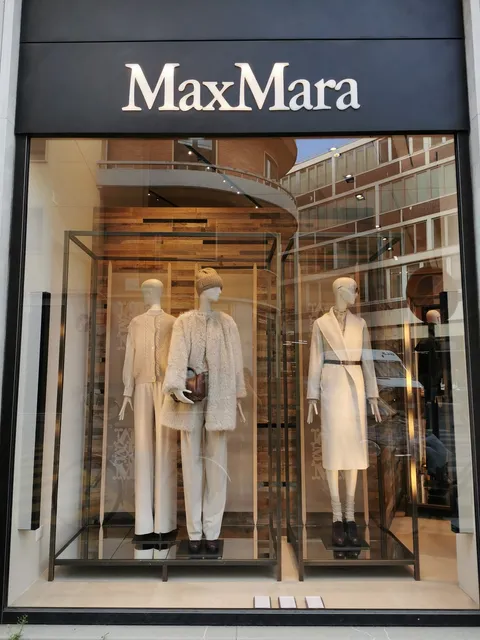 Max Mara