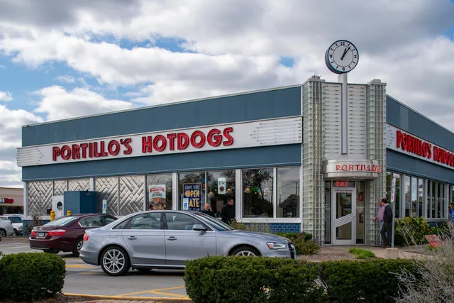 Rivercrest Shopping Center