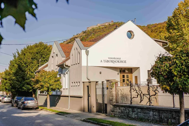 Vendégház a Tábornokhoz