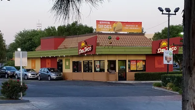 Del Taco