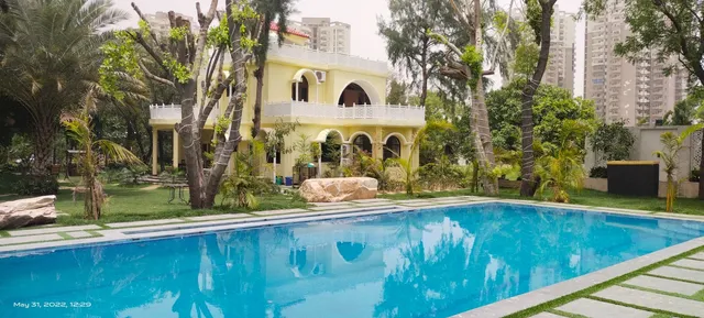 Sunahari Bagh Farm - A Luxury farmhouse with Private Pool Near delhi ncr, farmhouse for weddings and events