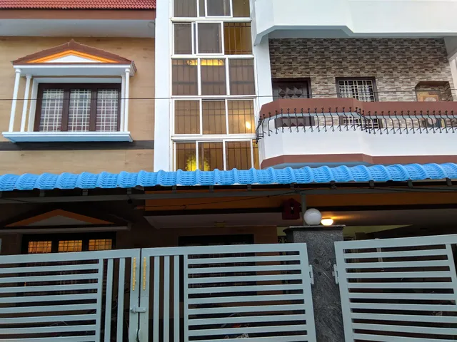 OYO Home 78033 Vibrant Stays