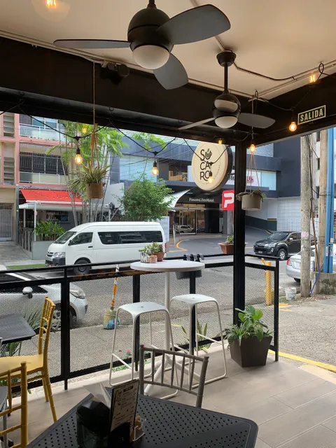 Súcaro café Bakery and Piadinas