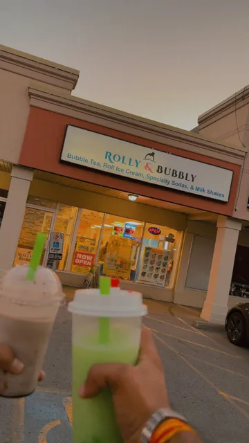 Rolly & Bubbly (Portage Road)