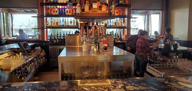 Lazy Dog Restaurant & Bar