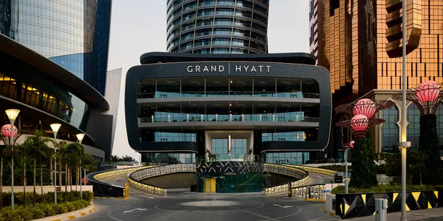 Grand Hyatt Abu Dhabi Hotel & Residences Emirates Pearl