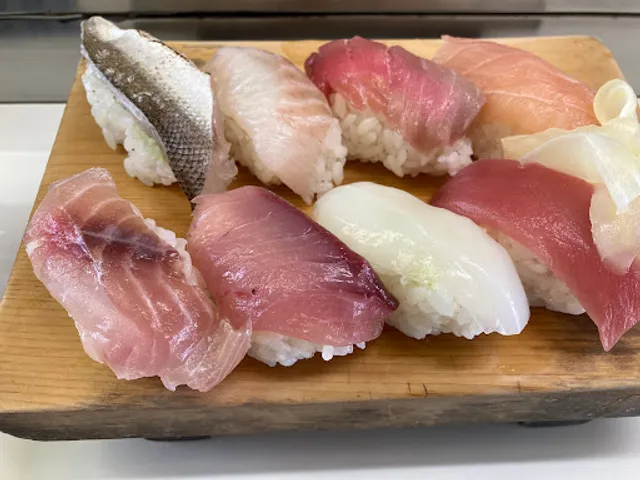 宇野気玉寿司競馬場店