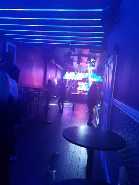 Phebe Reborn Restaurant & Lounge