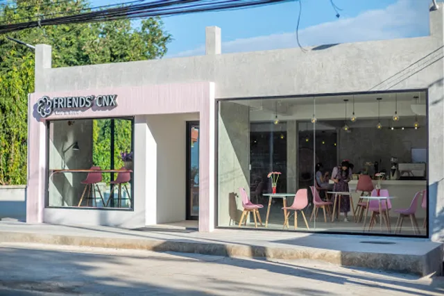 FRIENDS' CNX - Cafe & Bisro