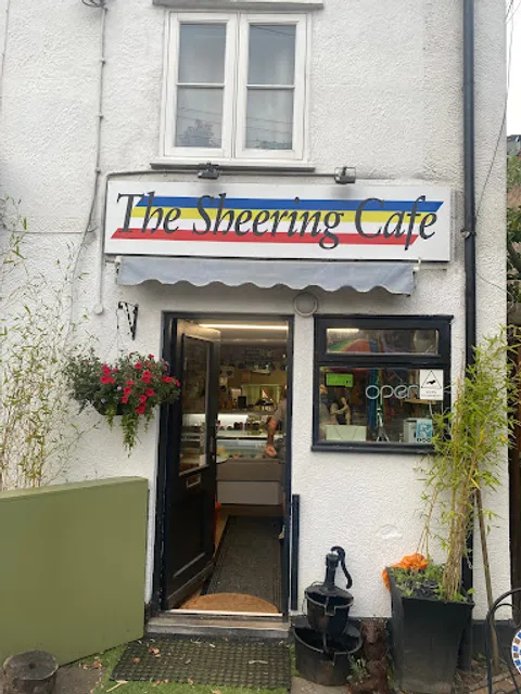 The Sheering Cafe