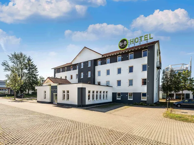B&B HOTEL Freiburg-Nord