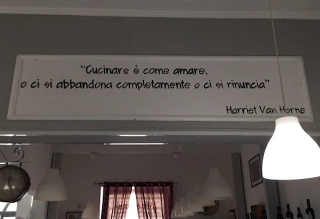 La Cantina Pizzeria Trattoria