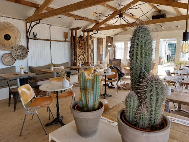 Strandpaviljoen Fosfor