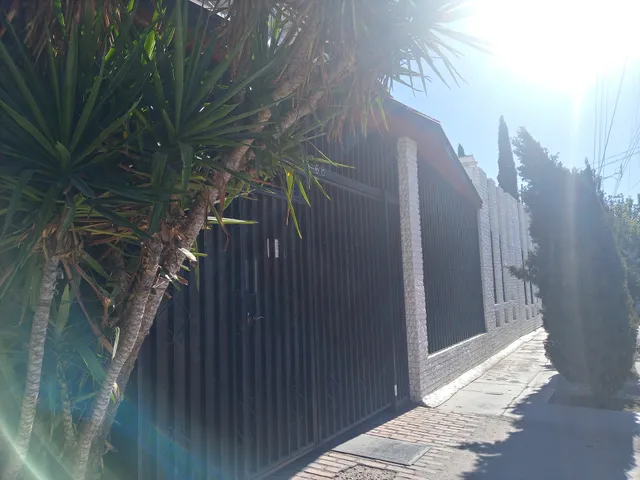 La Casa de las Bugambilias