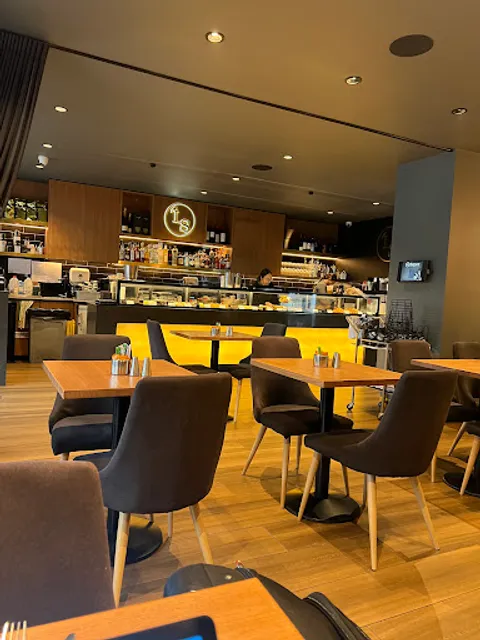 Little Sparrow Noosa