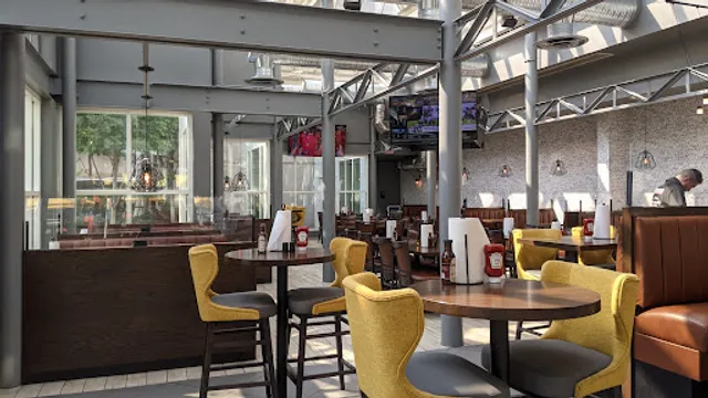 Burnt End BBQ in Crown Center