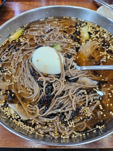 시골막국수유성점