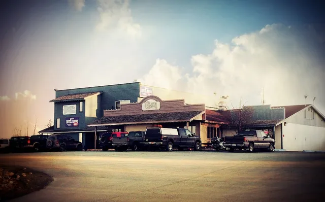 Windbreak Hotel, Cafe & Lounge