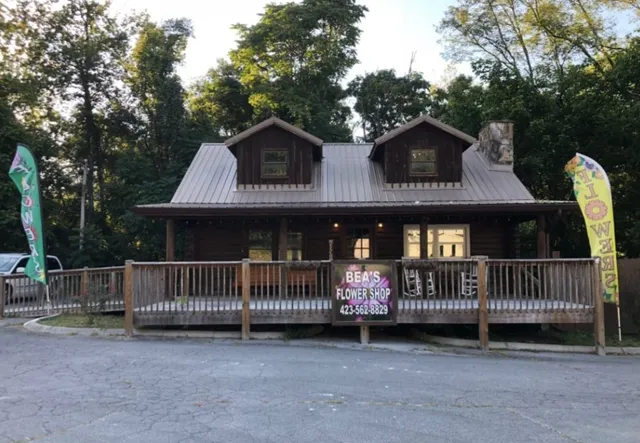 Scott County Florist and Bea's flower shop