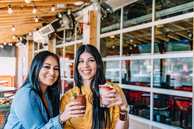 Ojos Locos Sports Cantina (Downey, CA)