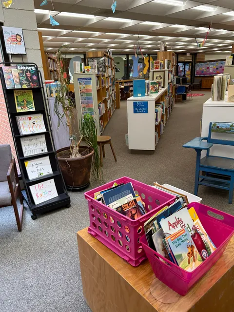 Virgil and Josephine Gordon Memorial Library