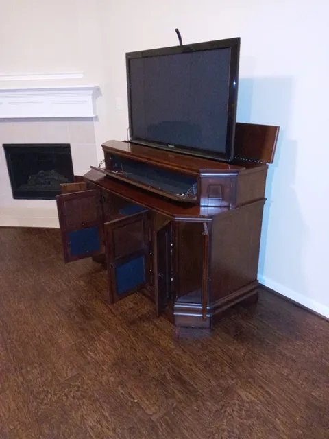 Vintage Rose of League City